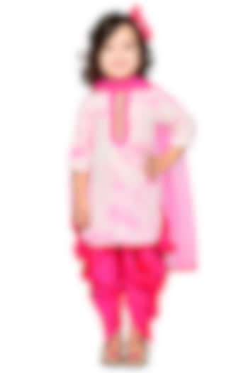 Pink Poly Georgette Kurta Set For Girls by Saka Designs