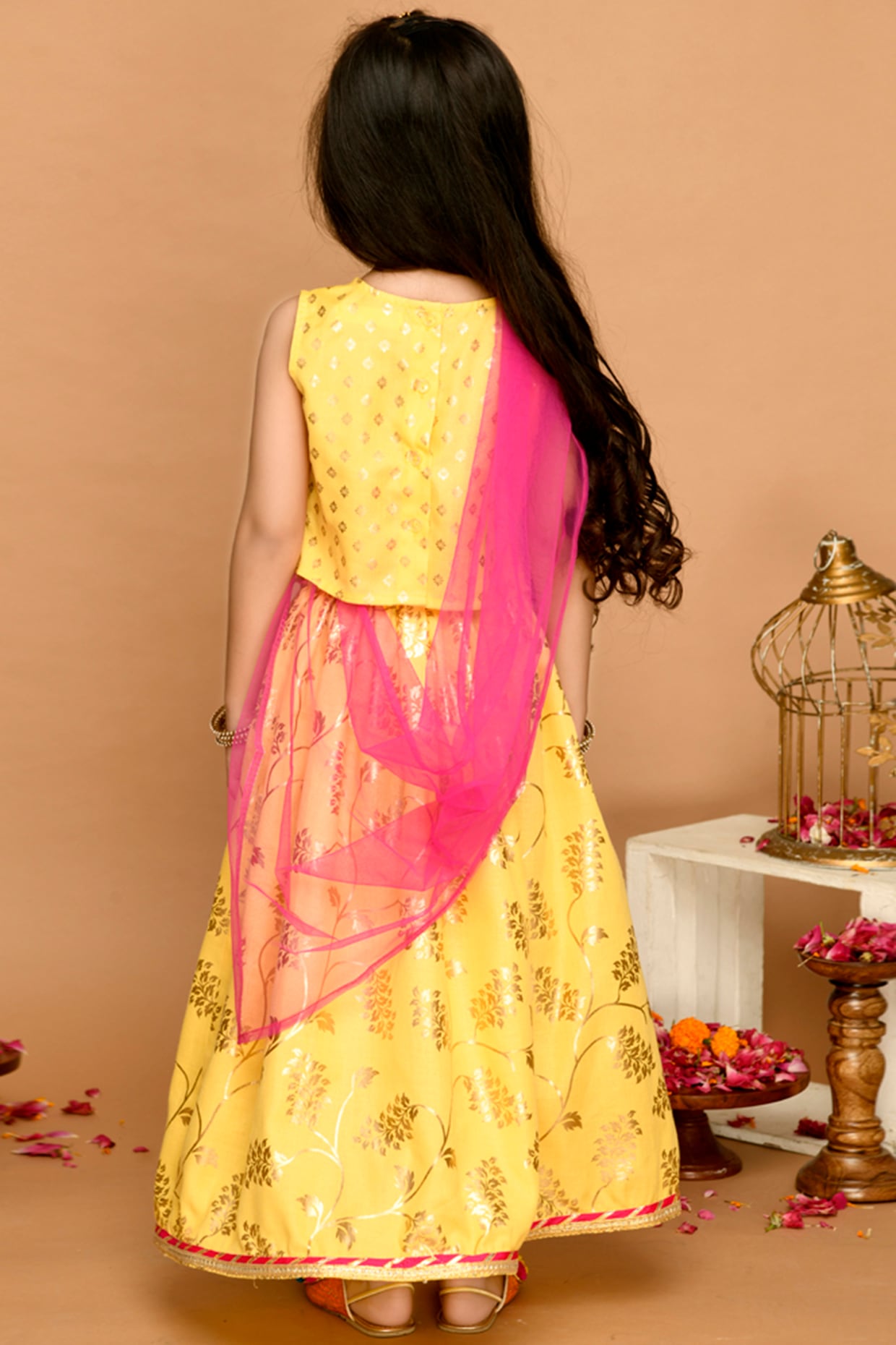 Buy Pink Ethnic Wear Sets for Girls by SAKA DESIGNS Online | Ajio.com