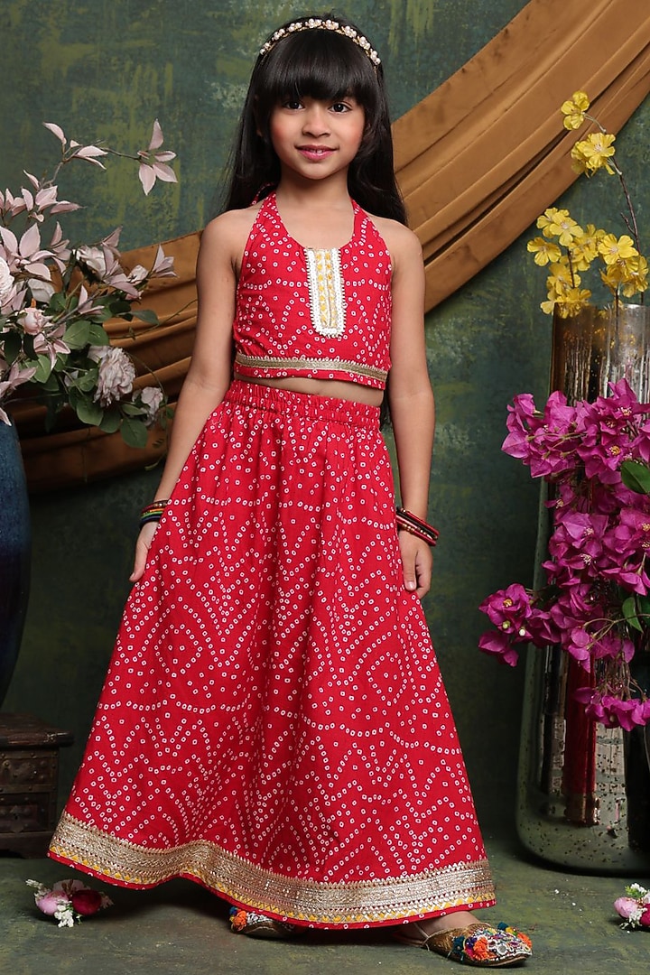 Red Cotton Bandhani Printed Lehenga Set For Girls by Saka Designs at Pernia's Pop Up Shop