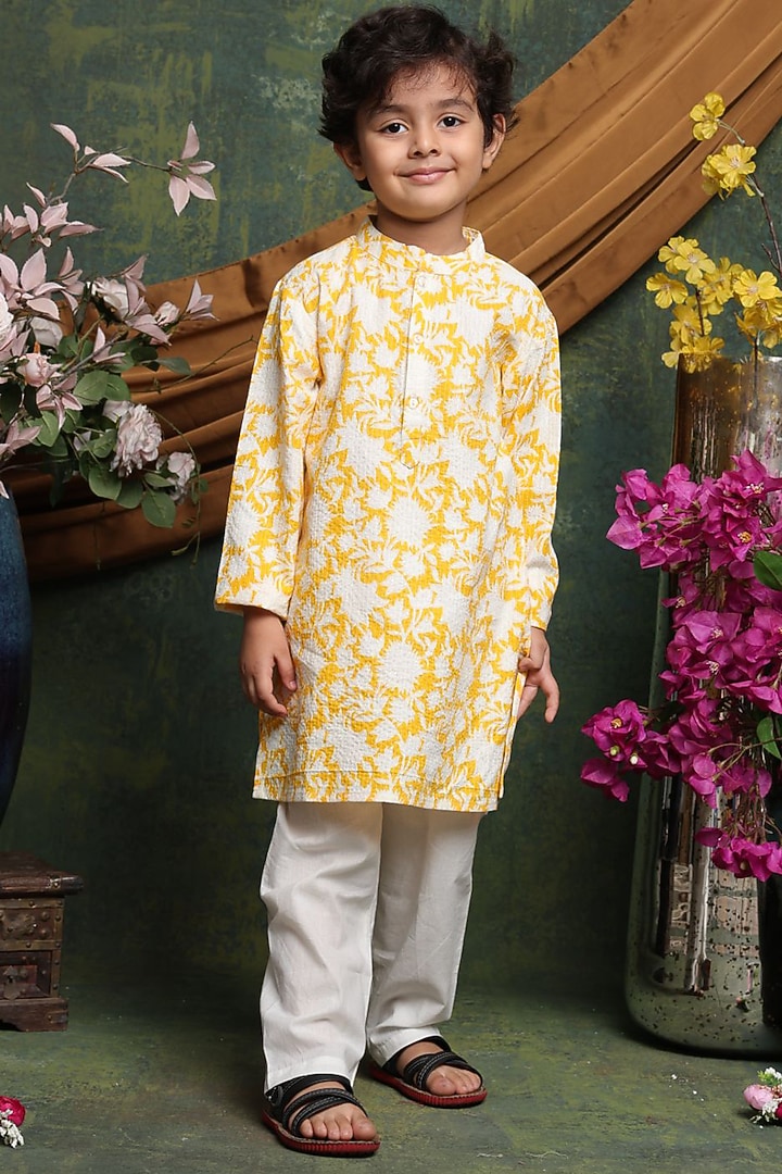 Yellow Pure Cotton Floral Printed Kurta Set For Boys by Saka Designs at Pernia's Pop Up Shop