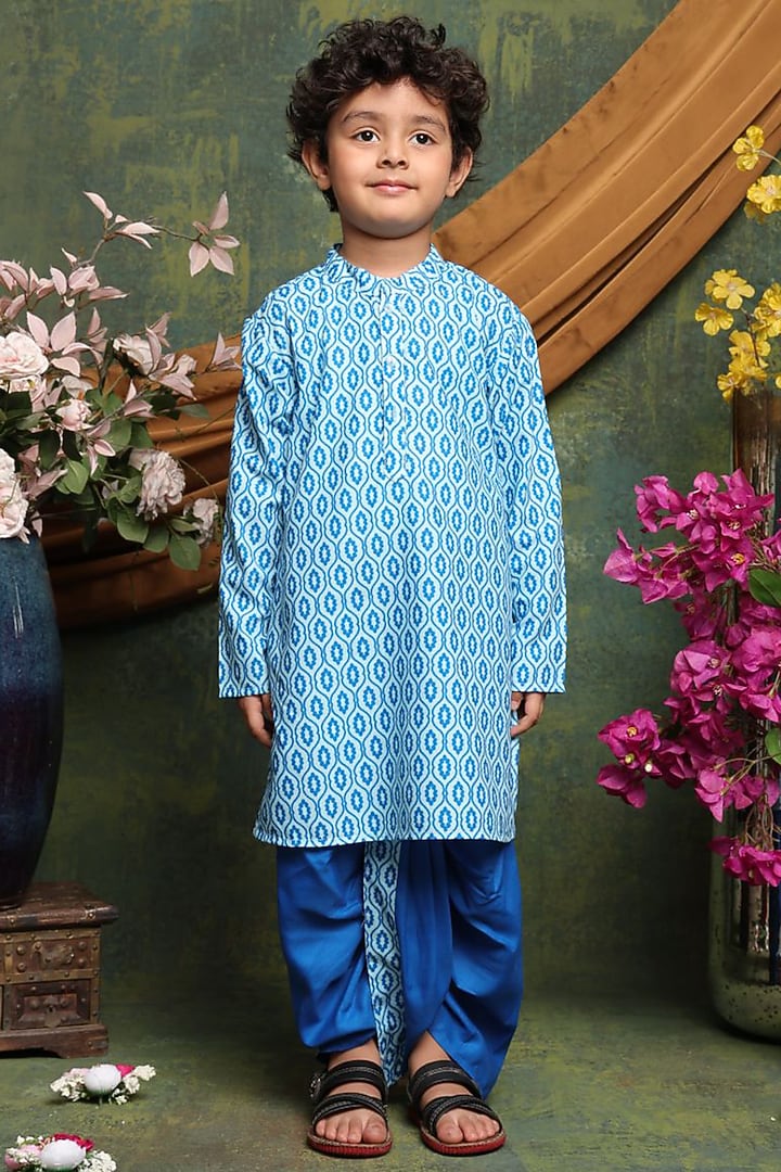 Blue Cotton Blend Geometric Printed Kurta Set For Boys by Saka Designs at Pernia's Pop Up Shop