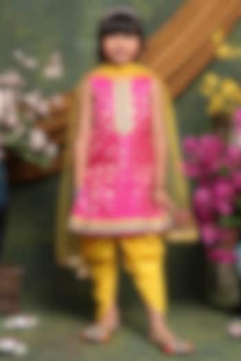 Hot Pink Jacquard Gold Embroidered Kurta Set For Girls by Saka Designs at Pernia's Pop Up Shop