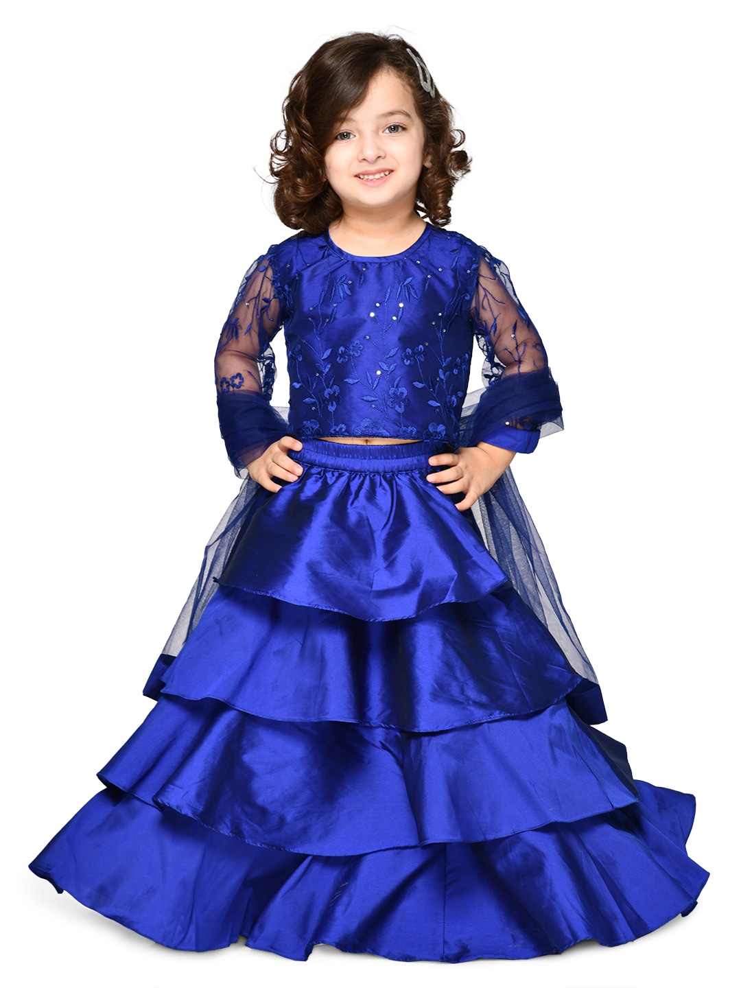 SAKA DESIGNS Girls Blue Lehenga Choli Price in India, Full Specifications &  Offers | DTashion.com