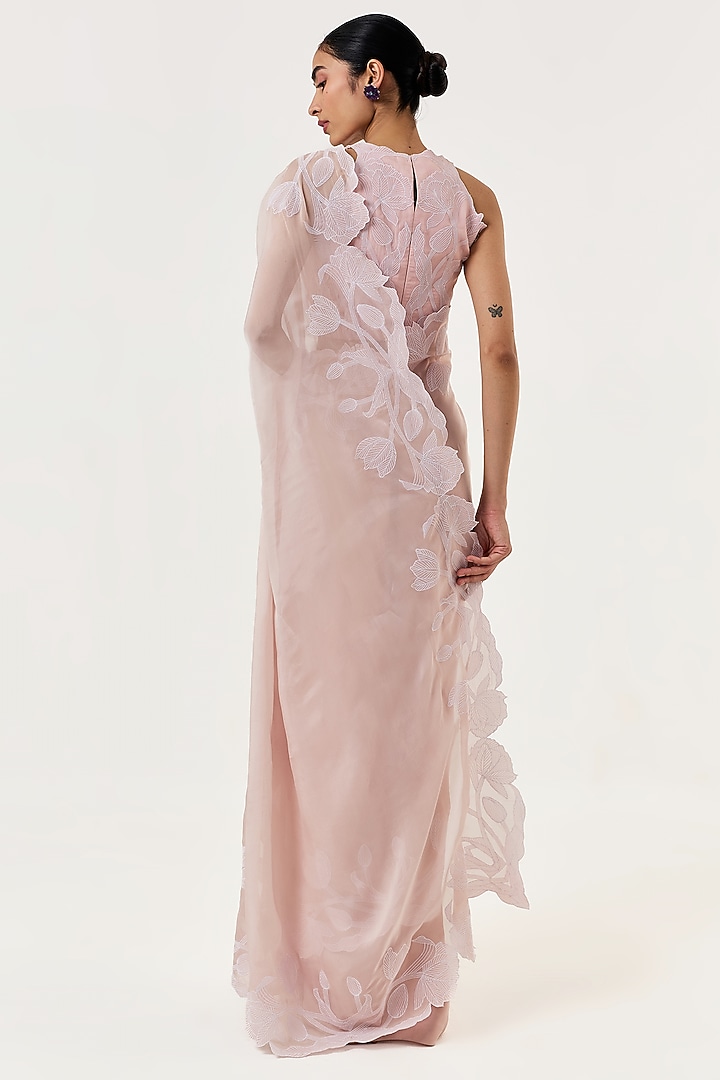 Blush Pink Organza Hand Embroidered Pre-Stitched Wedding Saree Set by Shriya Khanna at Pernia's Pop Up Shop