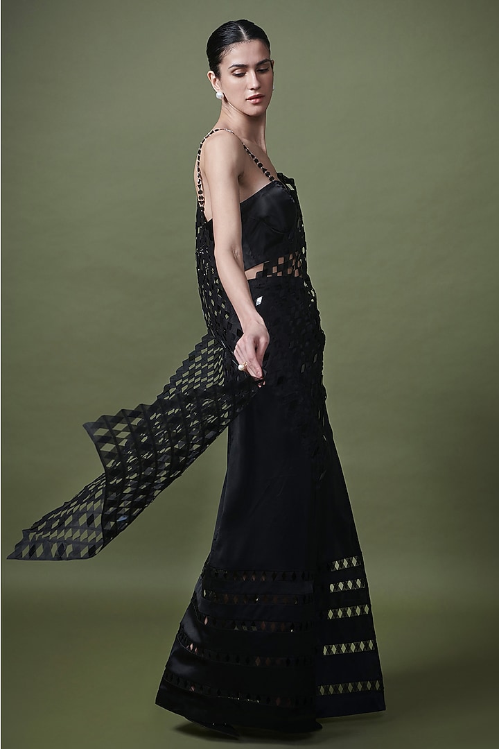 Black Organza Pre-Stitched Wedding Saree by Shriya Khanna at Pernia's Pop Up Shop
