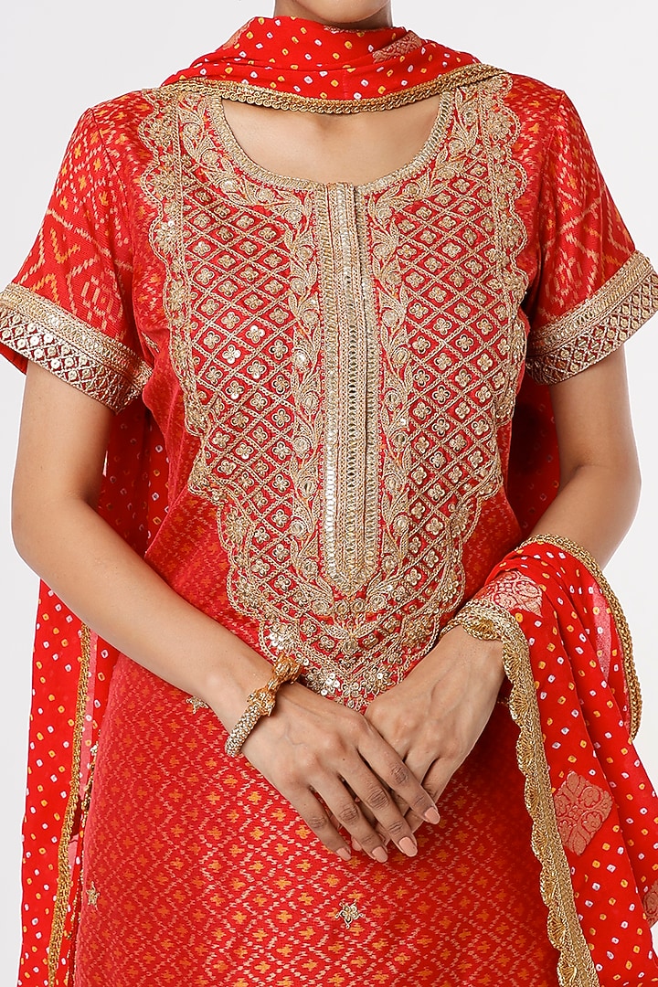 Red Embroidered Wedding Lehenga Set by Sangeeta Kilachand at Pernia's Pop Up Shop