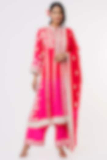 Red & Pink Ombre Embroidered Kurta Set by Sangeeta Kilachand at Pernia's Pop Up Shop