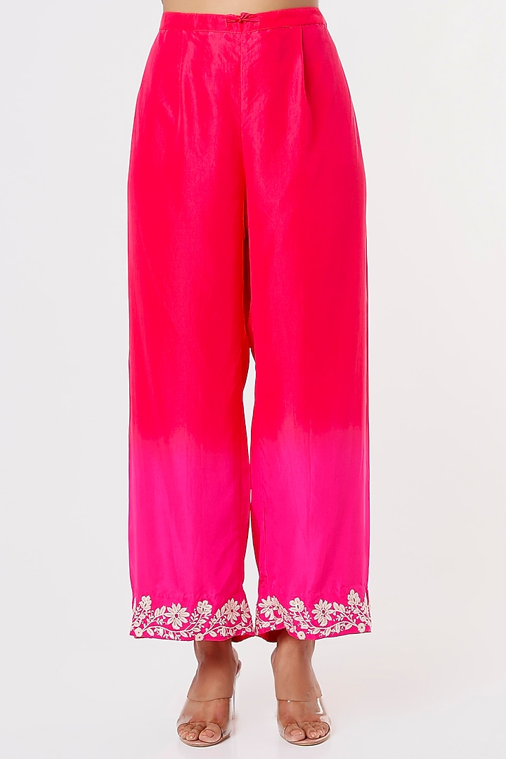 Red & Pink Ombre Embroidered Kurta Set by Sangeeta Kilachand at Pernia's Pop Up Shop
