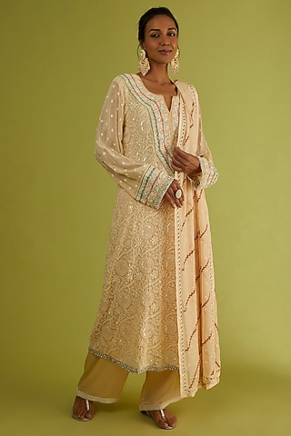 Peach Chikankari Kurta Set by Sangeeta Kilachand