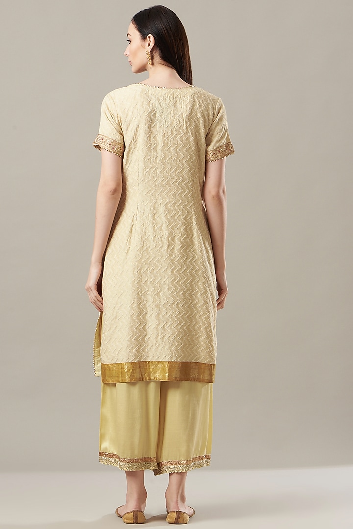 Cream Chikan Kurta Set by Sangeeta Kilachand at Pernia's Pop Up Shop
