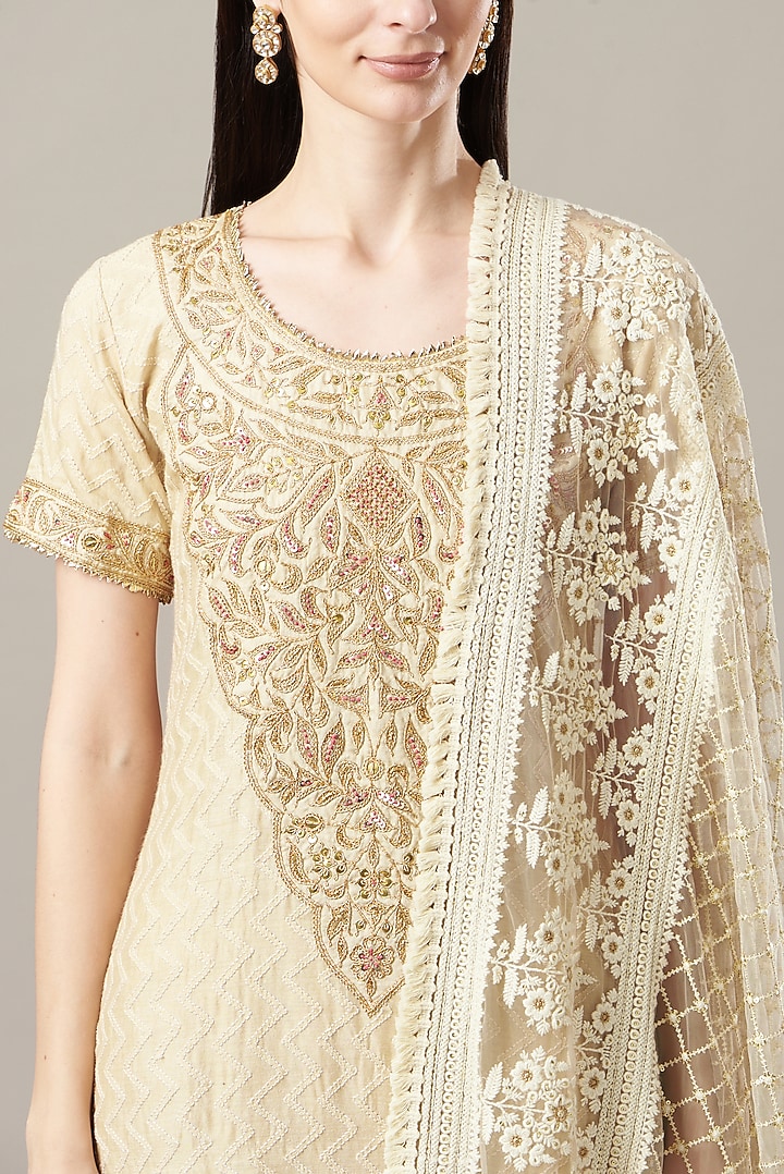 Cream Chikan Kurta Set by Sangeeta Kilachand at Pernia's Pop Up Shop