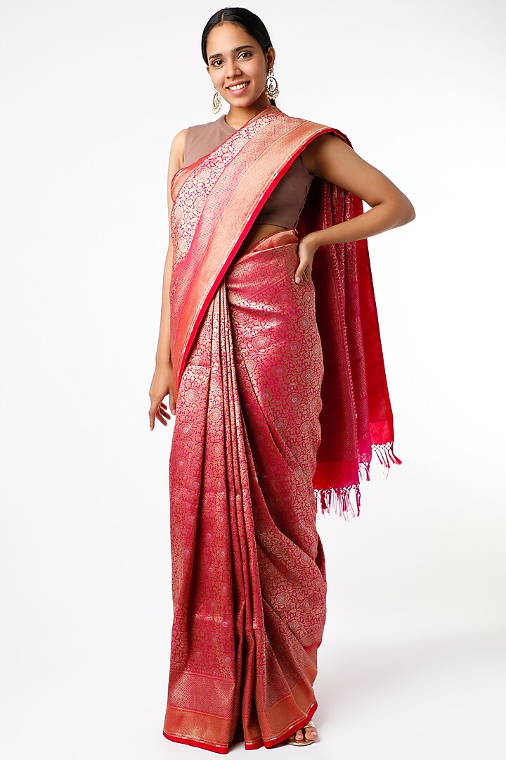 Rani Pink Banarasi Wedding Saree Set by Sangeeta Kilachand at Pernia's Pop Up Shop
