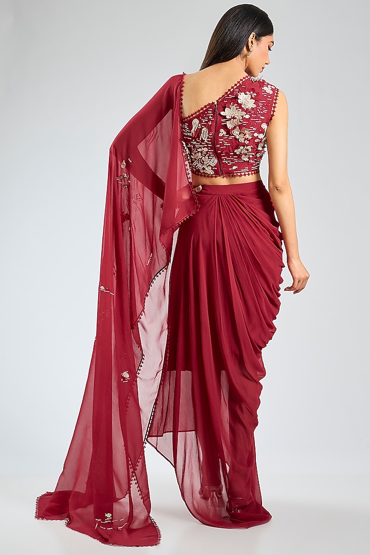 Red Georgette Hand Embroidered Pre-Draped Reception Saree Set by Sahil Kochhar at Pernia's Pop Up Shop