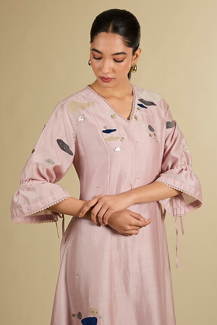 Purple Chanderi Hand Embroidered Kurta by Sahil Kochhar at Pernia's Pop Up Shop