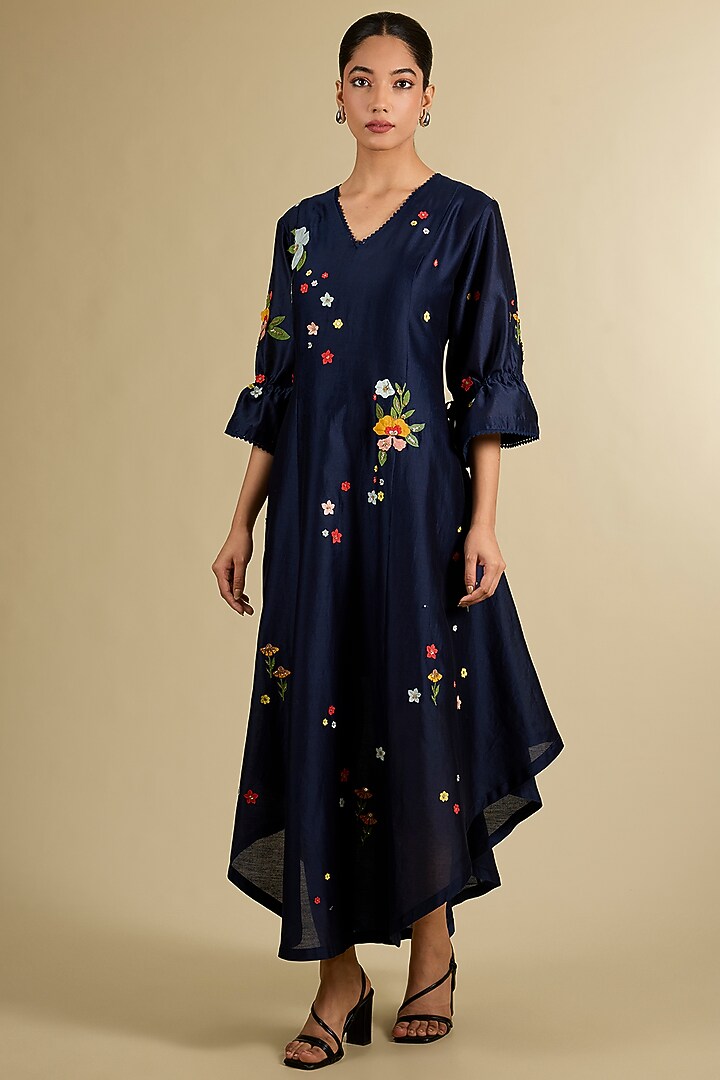 Blue Chanderi Hand Embroidered Kurta by Sahil Kochhar at Pernia's Pop Up Shop