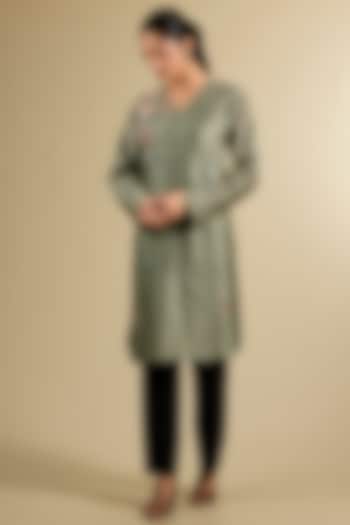 Grey Chanderi Hand Embroidered Kurta by Sahil Kochhar at Pernia's Pop Up Shop
