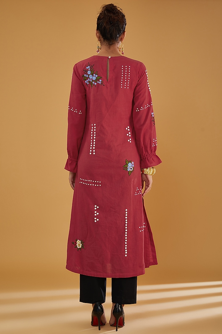 Red Linen Applique Work Tunic by Sahil Kochhar at Pernia's Pop Up Shop