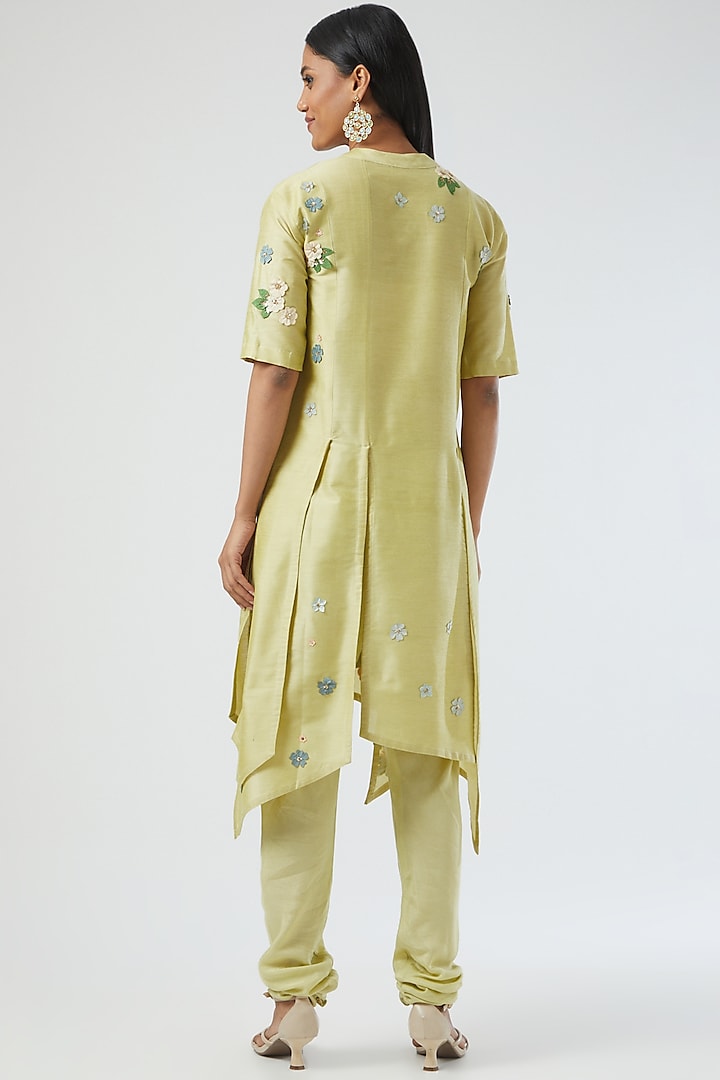 Lime Yellow Embroidered Kurta by Sahil Kochhar at Pernia's Pop Up Shop