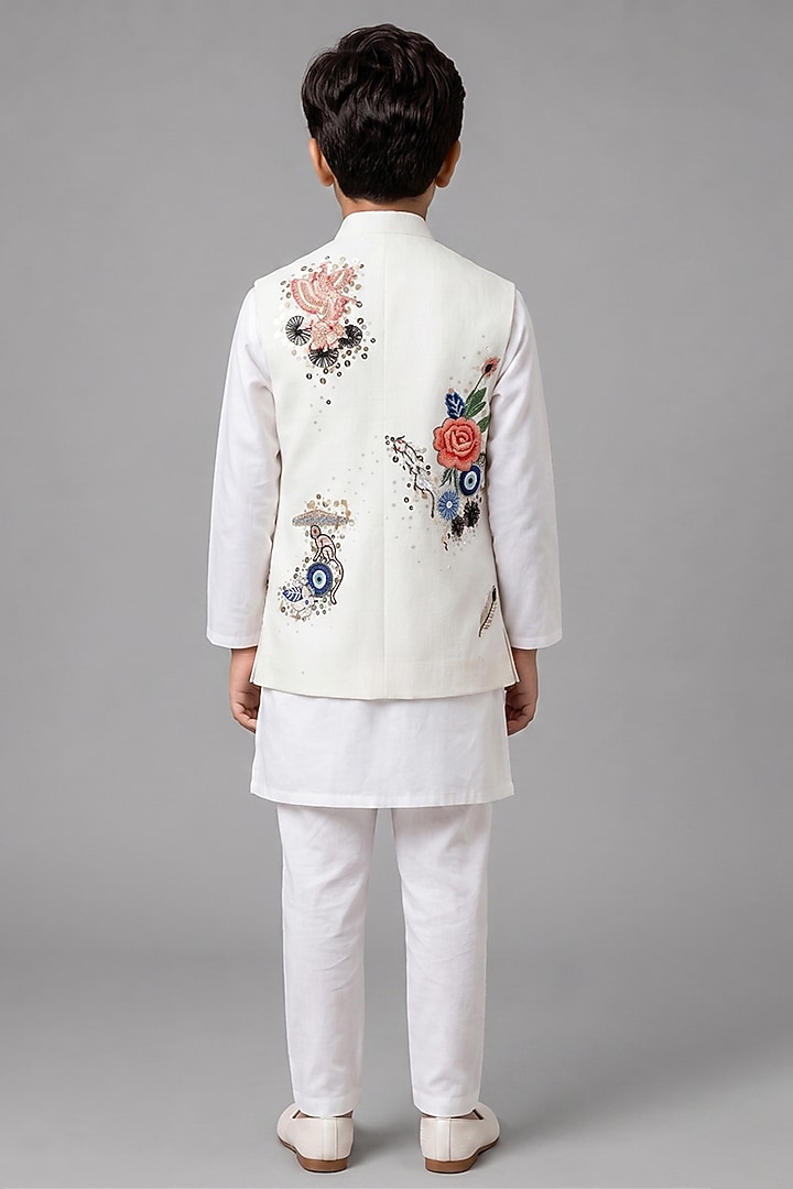 Ivory Matka Silk Bundi Jacket For Boys by Sahil Kochhar Kids at Pernia's Pop Up Shop