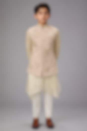 Beige Matka Silk Bundi Jacket For Boys by Sahil Kochhar Kids at Pernia's Pop Up Shop