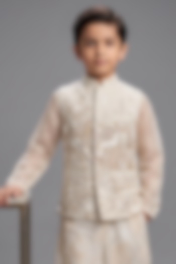 Ivory Matka Silk Bundi Jacket For Boys by Sahil Kochhar Kids at Pernia's Pop Up Shop