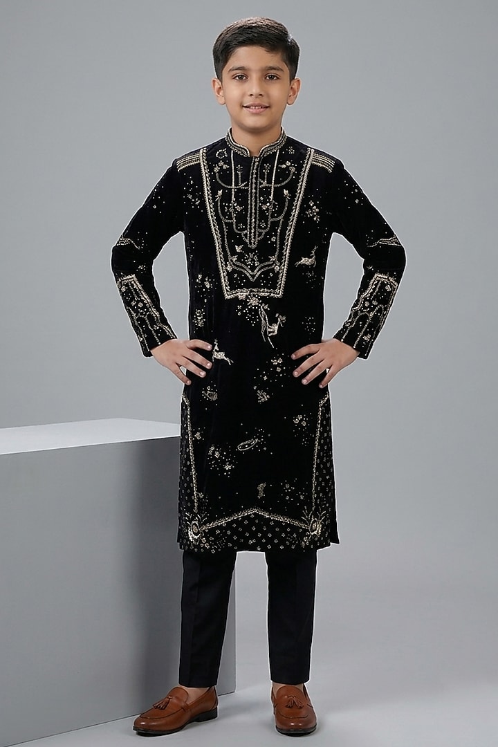 Black Silk Katan Kurta Set For Boys by Sahil Kochhar Kids at Pernia's Pop Up Shop