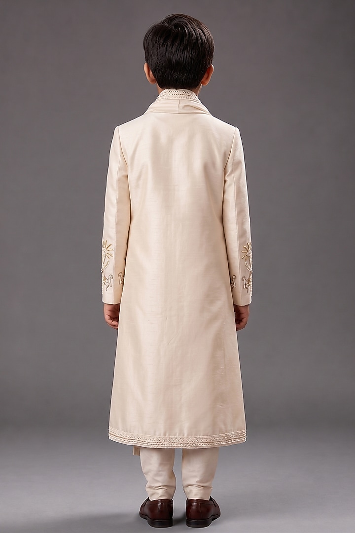 Ivory Matka Silk Sherwani Set For Boys by Sahil Kochhar Kids at Pernia's Pop Up Shop