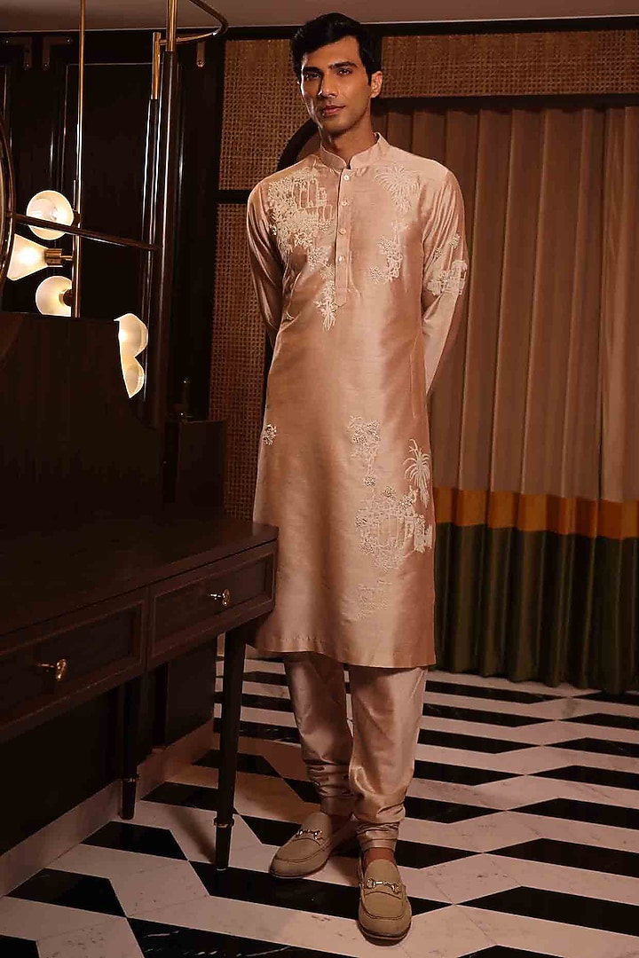 Pink Katan Silk Hand Embroidered Kurta Set by Sahil Kochhar Men at Pernia's Pop Up Shop