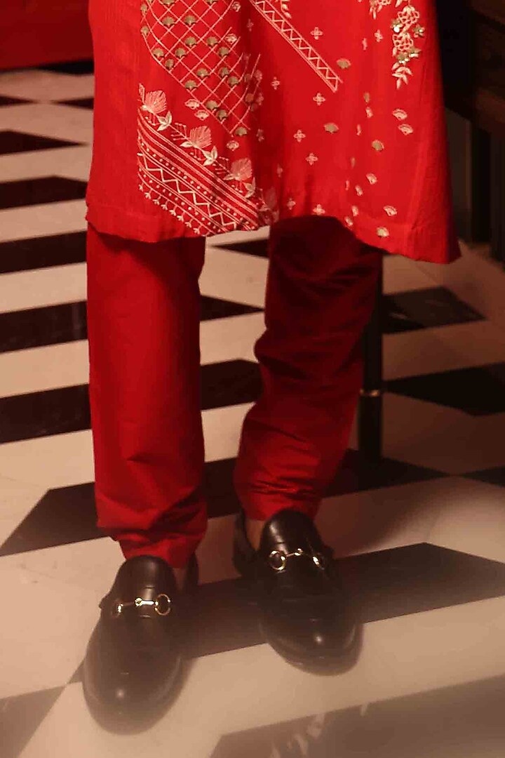 Red Katan Silk Hand Embroidered Kurta Set by Sahil Kochhar Men at Pernia's Pop Up Shop