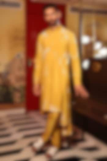 Yellow Katan Silk Hand Embroidered Kurta Set by Sahil Kochhar Men at Pernia's Pop Up Shop