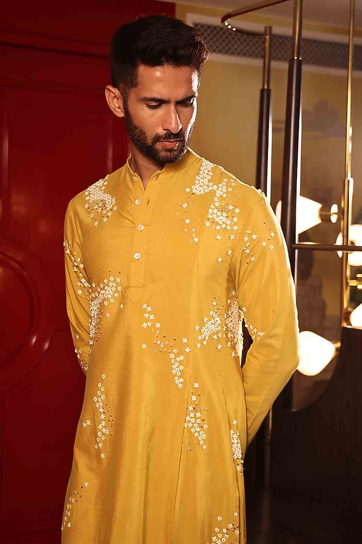 Yellow Katan Silk Hand Embroidered Kurta Set by Sahil Kochhar Men at Pernia's Pop Up Shop
