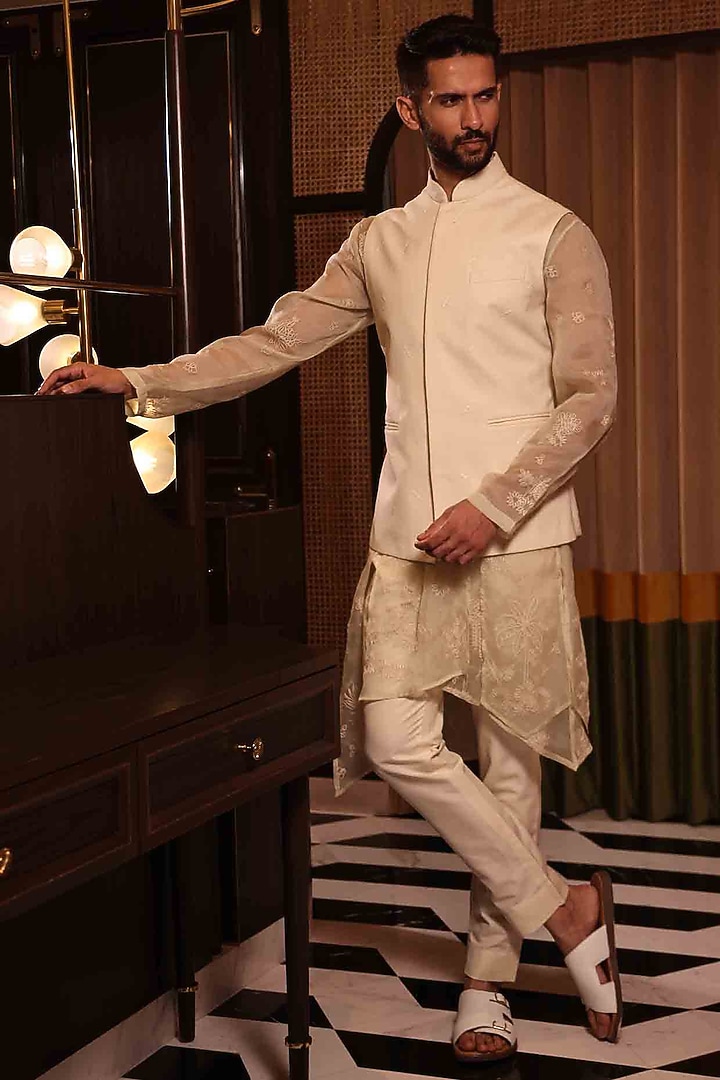 Ivory Suiting Bundi Jacket by Sahil Kochhar Men at Pernia's Pop Up Shop