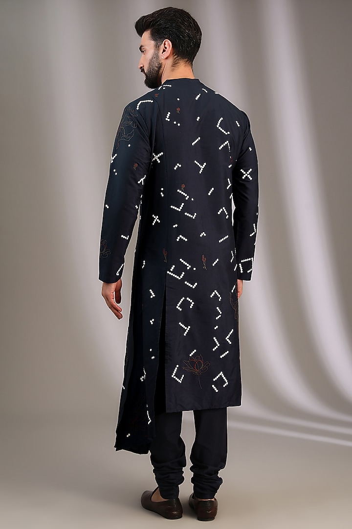 Blue Katan Floral Embroidered Kurta Set by Sahil Kochhar Men at Pernia's Pop Up Shop