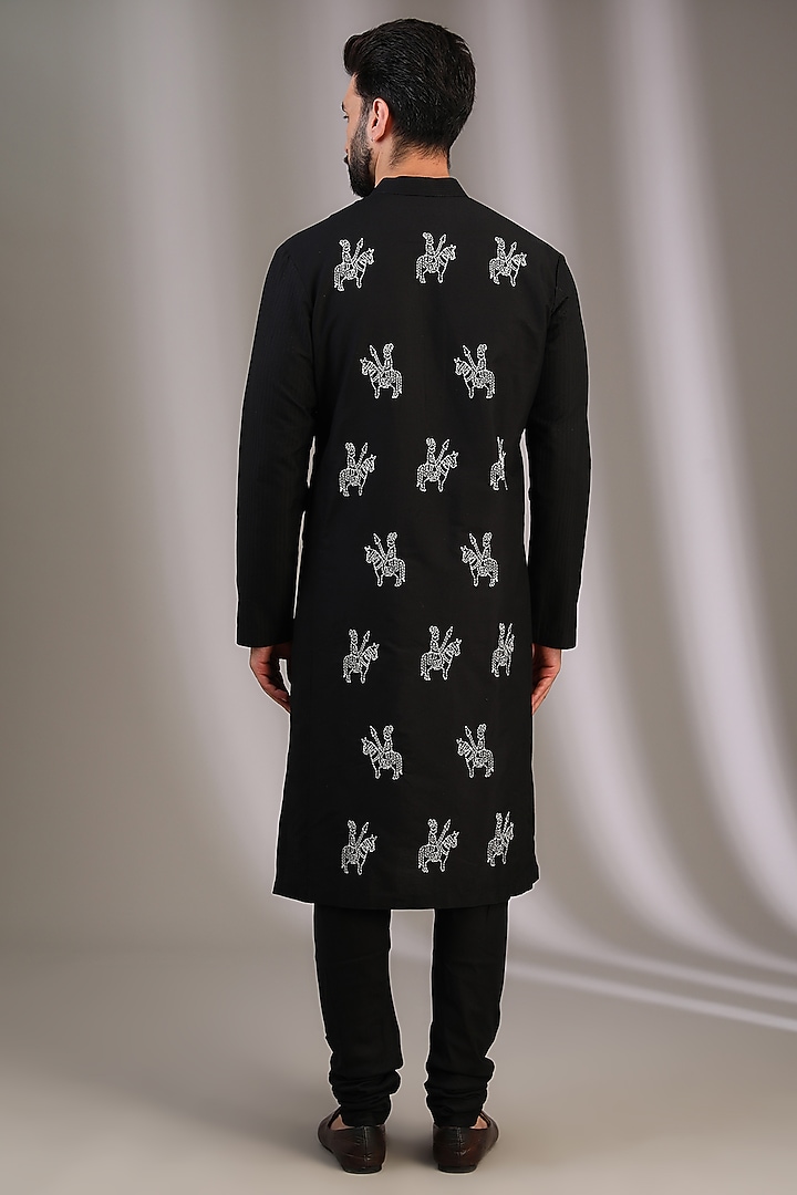 Black Katan Resham Thread Embroidered Kurta Set by Sahil Kochhar Men at Pernia's Pop Up Shop