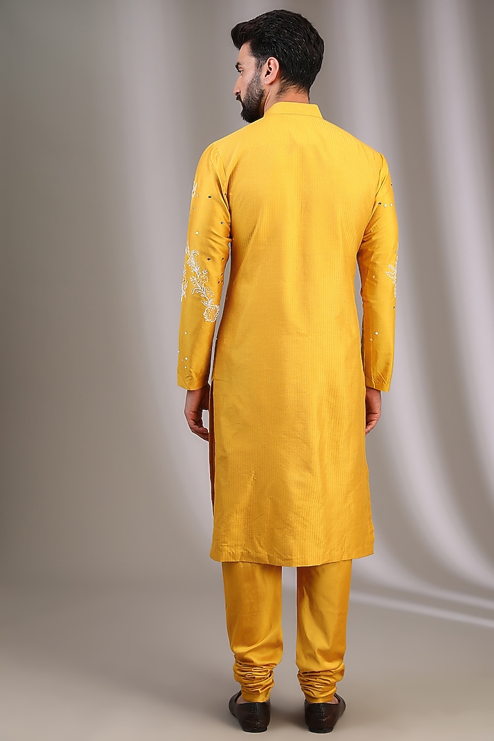 Yellow Katan Resham Aari Embroidered Kurta Set by Sahil Kochhar Men at Pernia's Pop Up Shop