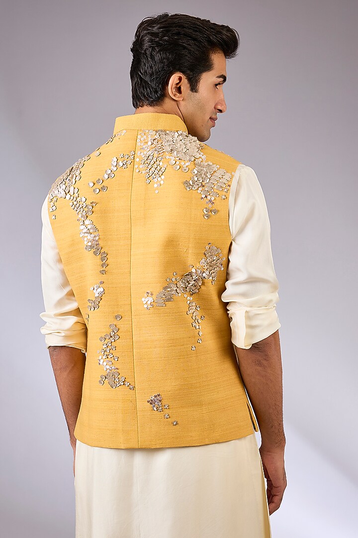 Mustard Matka Silk Hand Embroidered Bundi Jacket Set by Sahil Kochhar Men at Pernia's Pop Up Shop