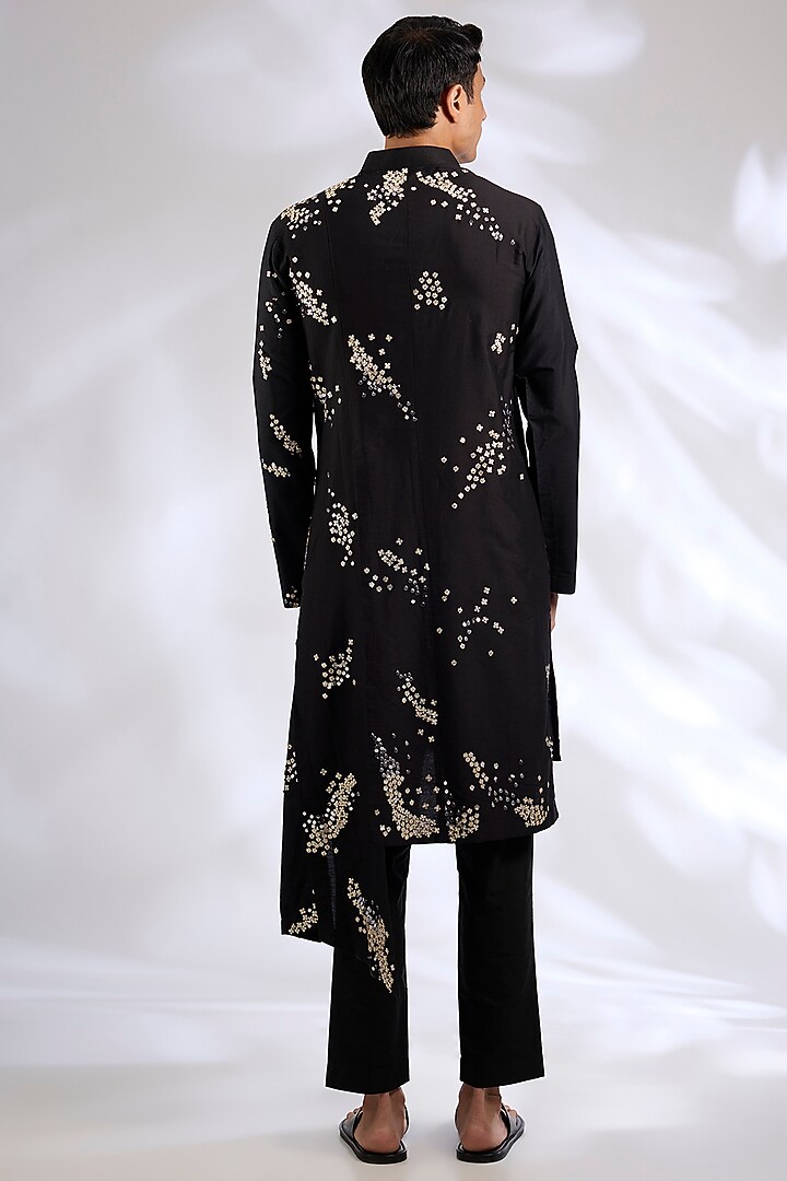 Black Katan Silk Hand Embroidered Kurta Set by Sahil Kochhar Men at Pernia's Pop Up Shop