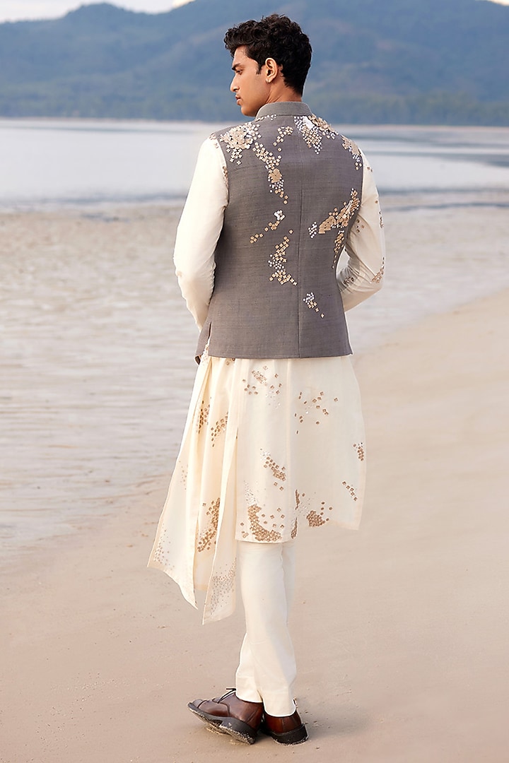 Grey Matka Silk Hand Embroidered Bundi Jacket by Sahil Kochhar Men at Pernia's Pop Up Shop