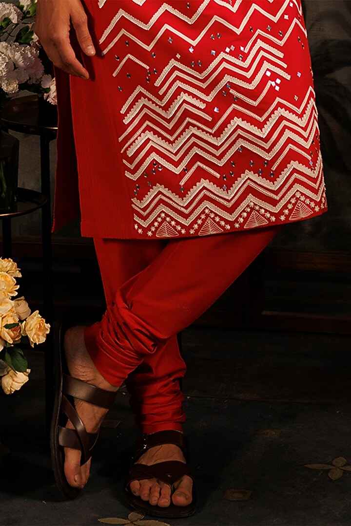 Red Katan Silk Hand & Machine Embroidered Kurta Set by Sahil Kochhar Men at Pernia's Pop Up Shop
