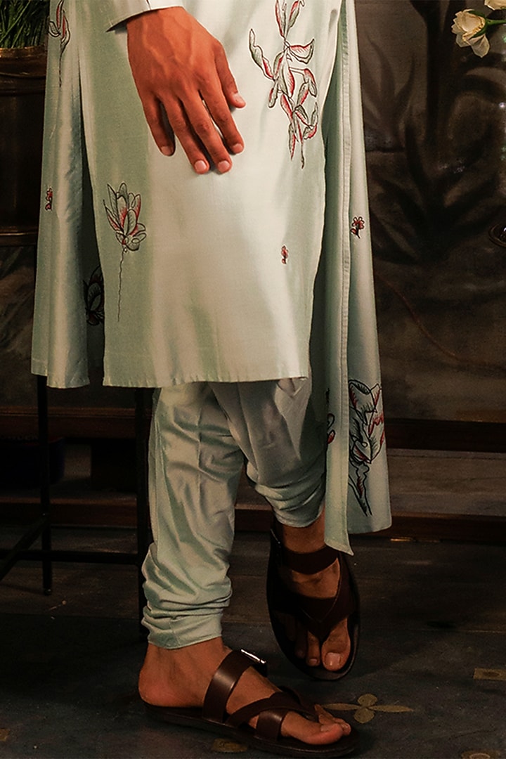 Green Katan Silk Floral Machine Embroidered Kurta Set by Sahil Kochhar Men at Pernia's Pop Up Shop
