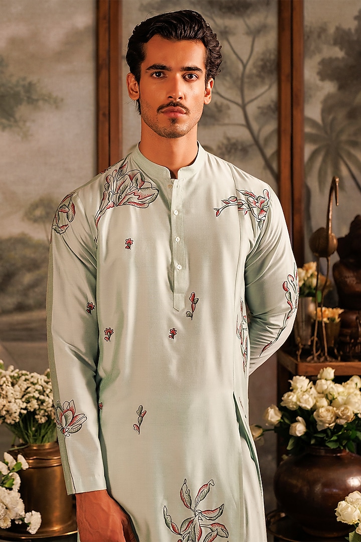 Green Katan Silk Floral Machine Embroidered Kurta Set by Sahil Kochhar Men at Pernia's Pop Up Shop