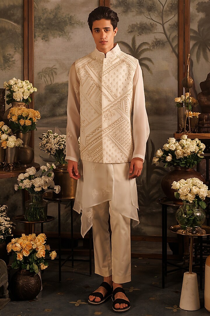 Ivory Matka Silk Pearl Hand Embroidered Bundi Jacket by Sahil Kochhar Men at Pernia's Pop Up Shop