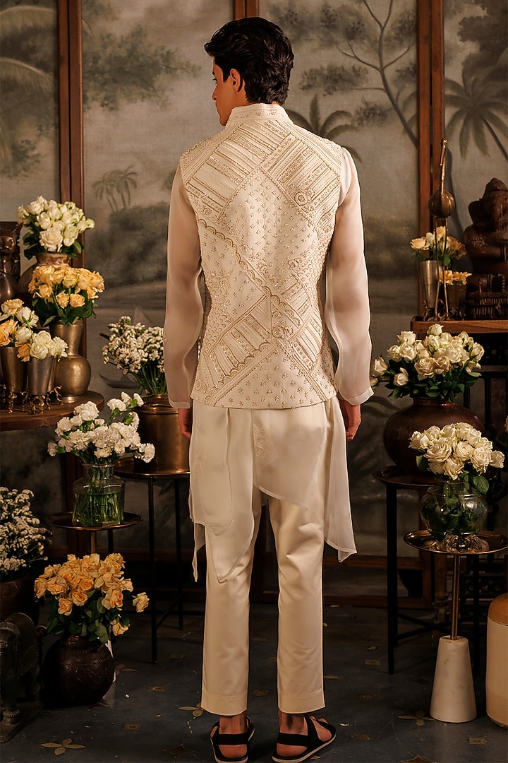 Ivory Matka Silk Pearl Hand Embroidered Bundi Jacket by Sahil Kochhar Men at Pernia's Pop Up Shop