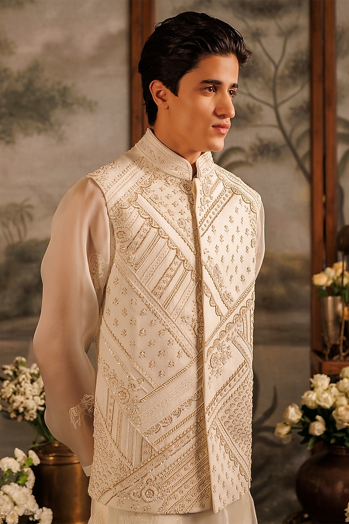 Ivory Matka Silk Pearl Hand Embroidered Bundi Jacket by Sahil Kochhar Men at Pernia's Pop Up Shop