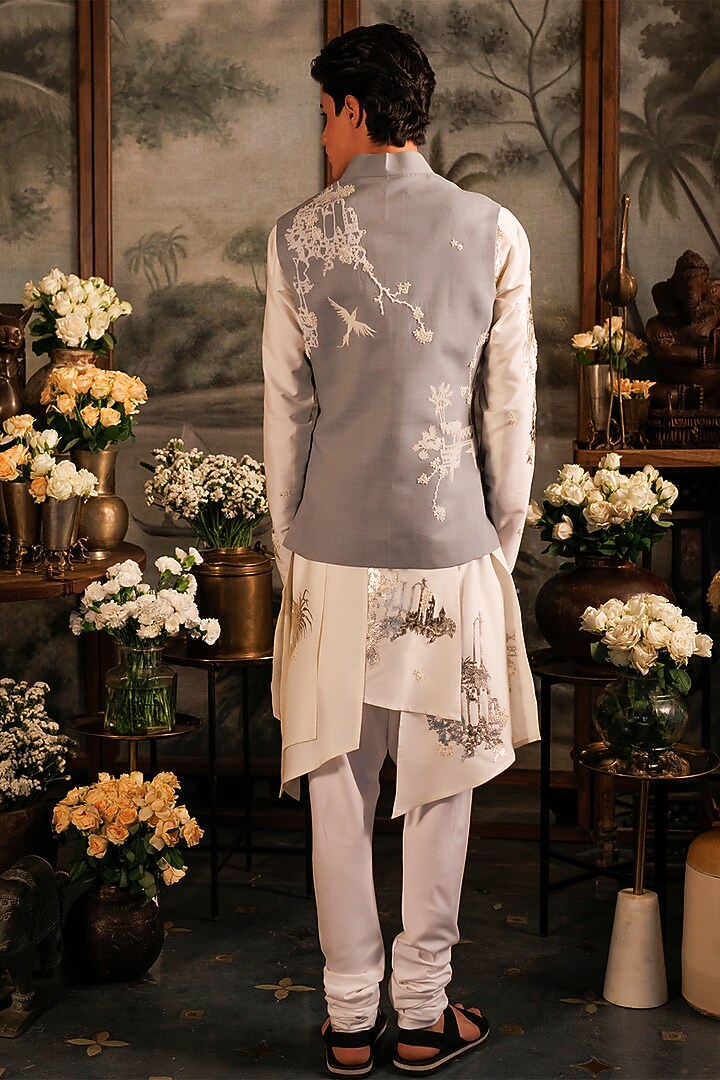 Grey Matka Silk 3D Applique Work Bundi Jacket by Sahil Kochhar Men at Pernia's Pop Up Shop