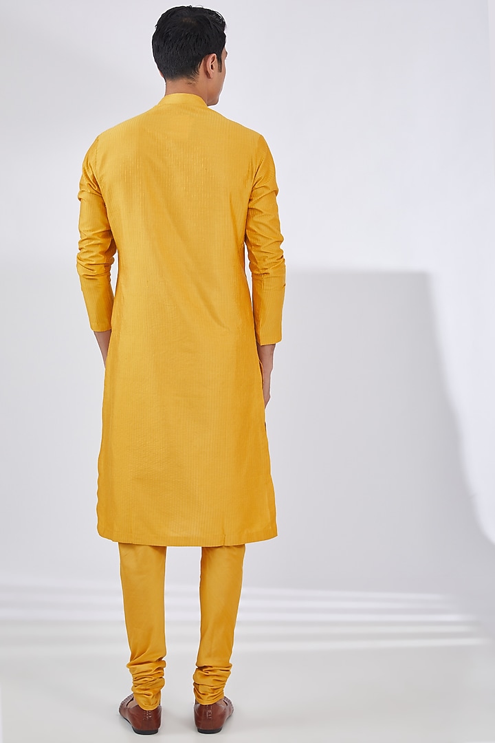 Mustard Katan Applique Embroidered Kurta Set by Sahil Kochhar Men at Pernia's Pop Up Shop