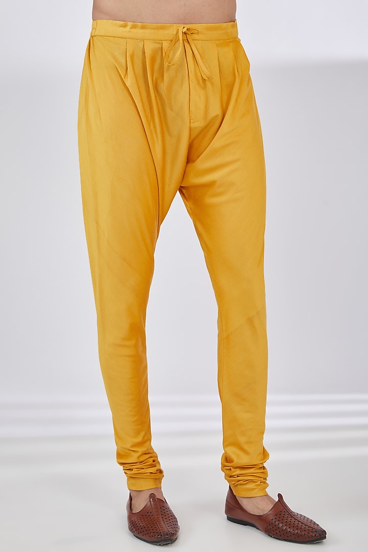 Mustard Katan Thread Embroidered Kurta Set by Sahil Kochhar Men at Pernia's Pop Up Shop