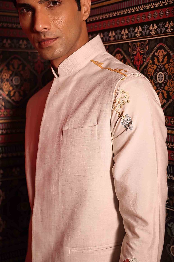 Ivory Suiting Hand Embroidered Bundi Jacket by Sahil Kochhar Men at Pernia's Pop Up Shop