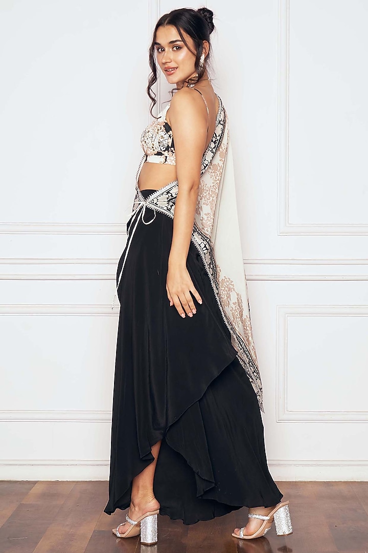 Black Crepe Printed Skirt Party Wear Saree Set by Sakshi Girri at Pernia's Pop Up Shop