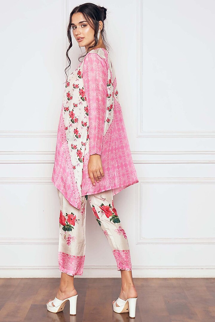 Pink Dupion Silk Floral Printed Tunic Set by Sakshi Girri at Pernia's Pop Up Shop